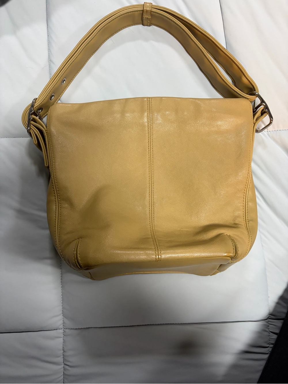 Aurelle Leather Tan Shoulder Bag